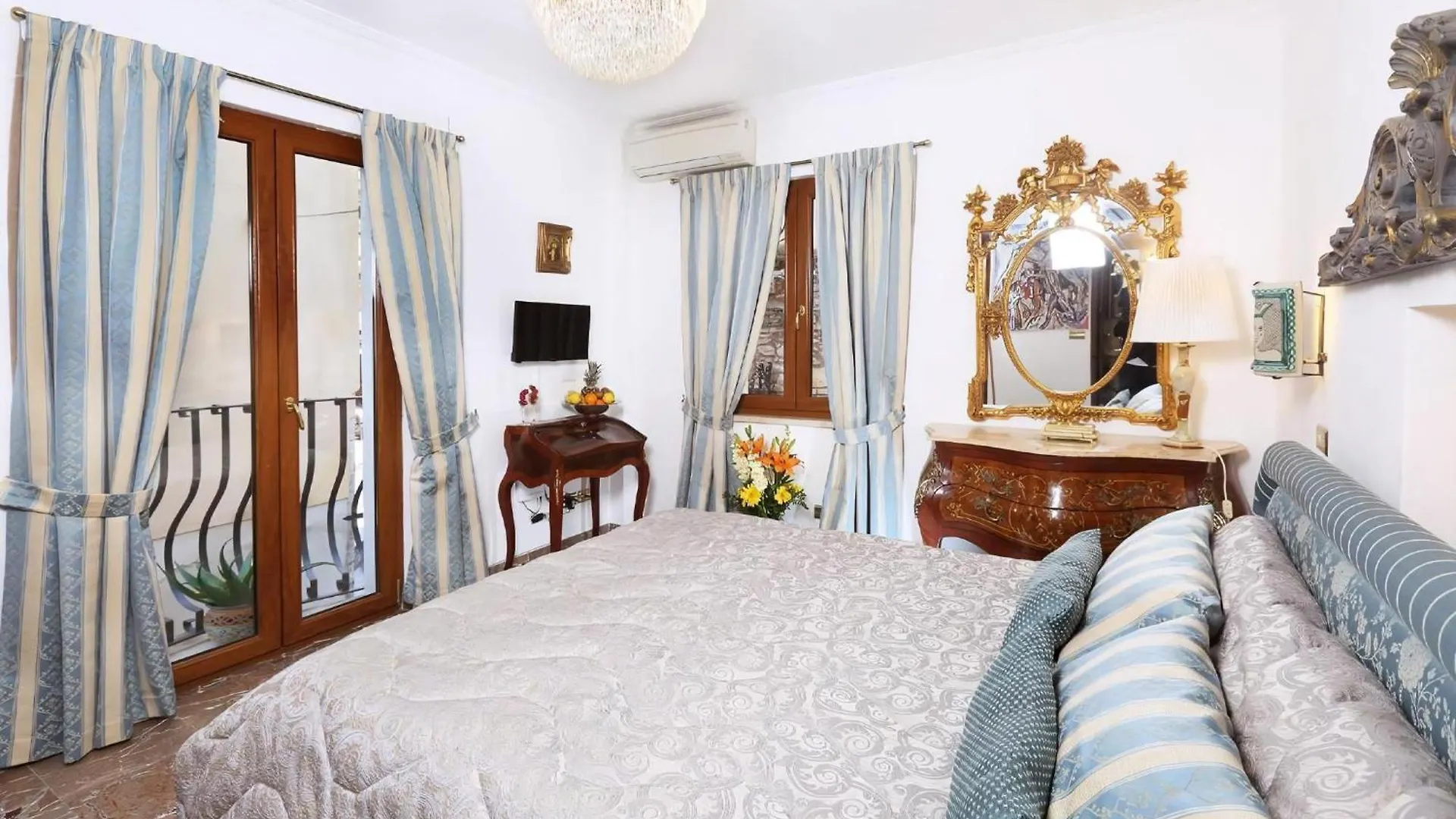 Francesca Villa Taormina Tatil Evi
